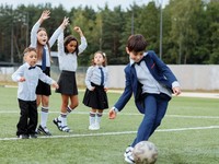 幼儿园教师师德师演讲稿为学生树立良好品德和道德标准